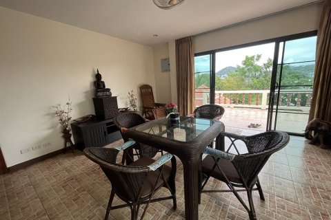 Villa in Ko Samui, Thailand 4 bedrooms № 180143 - photo 12