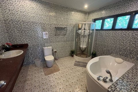 Villa in Ko Samui, Thailand 4 bedrooms № 180143 - photo 13
