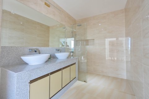 Villa in Ko Samui, Thailand 9 bedrooms № 180140 - photo 8