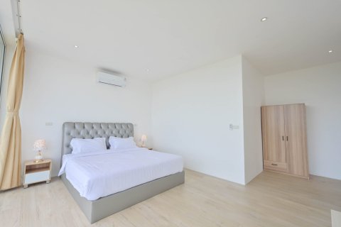 Villa in Ko Samui, Thailand 9 bedrooms № 180140 - photo 10