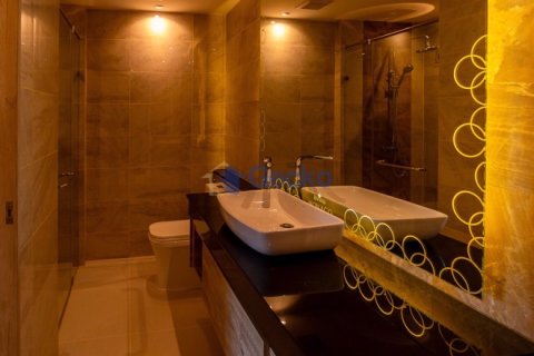 Condo in Pattaya, Thailand, 1 bedroom № 204713 - photo 12