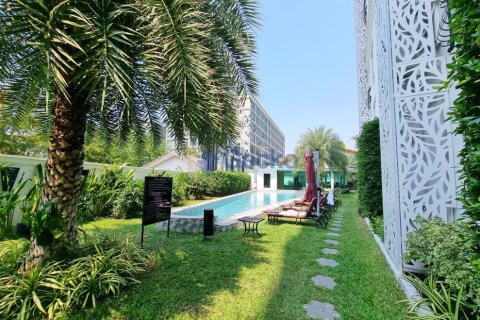 Condo in Pattaya, Thailand, 1 bedroom № 204707 - photo 15
