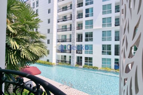 Condo in Pattaya, Thailand, 1 bedroom № 204708 - photo 2