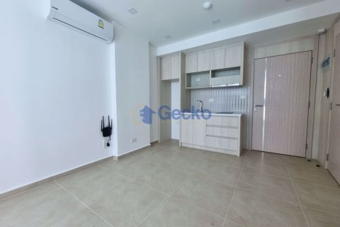 Condo in Pattaya, Thailand, 1 bedroom № 204708 - photo 3