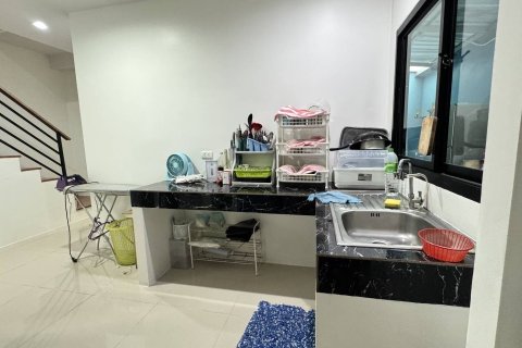 House in Phuket, Thailand 4 bedrooms № 147475 - photo 16