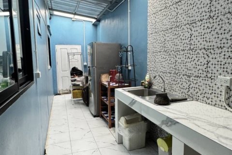 House in Phuket, Thailand 4 bedrooms № 147475 - photo 15