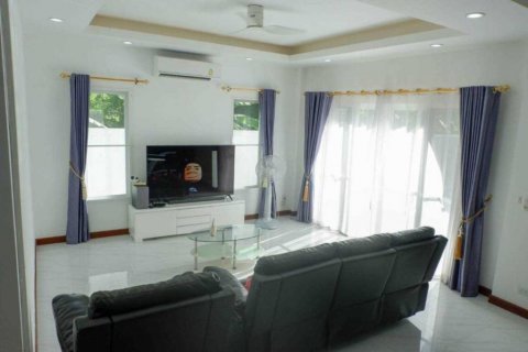 Вилла в Чалонге, Таиланд с 4 спальнями  № 114214 - фото 3