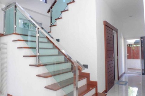 Вилла в Чалонге, Таиланд с 4 спальнями  № 114214 - фото 7