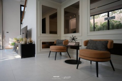 House in Bangkok, Thailand 4 bedrooms № 114211 - photo 7