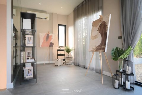 House in Bangkok, Thailand 4 bedrooms № 114211 - photo 8