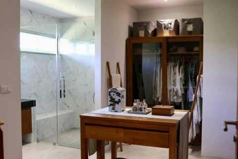 Villa in Bang Tao, Thailand 5 bedrooms № 114213 - photo 9