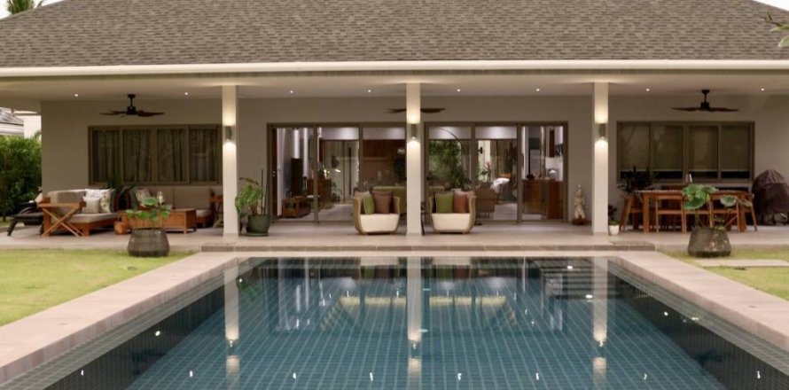 Villa in Bang Tao, Thailand 5 bedrooms № 114213