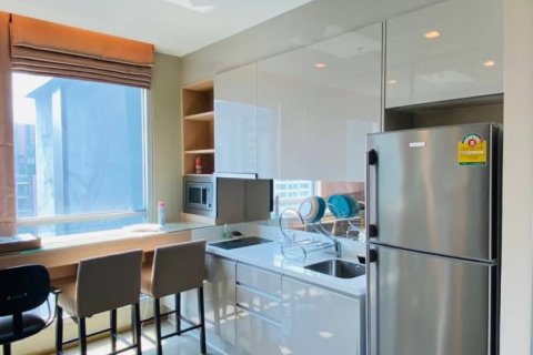 Condo in Bangkok, Thailand, 1 bedroom № 114212 - photo 2