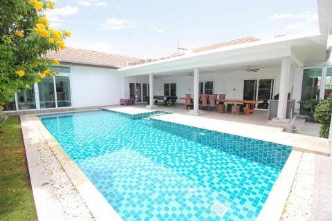 Villa in Hua Hin, Thailand 5 Schlafzimmer № 221876 - Foto 3