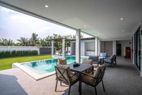 Villa in Hua Hin, Thailand 4 Schlafzimmer № 221875 - Foto 5