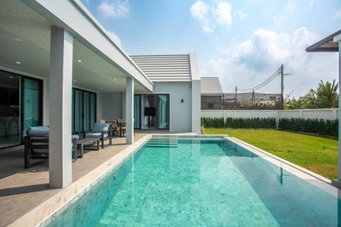 Villa in Hua Hin, Thailand 4 Schlafzimmer № 221875 - Foto 3