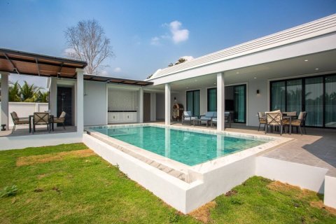 Villa in Hua Hin, Thailand 4 Schlafzimmer № 221875 - Foto 2