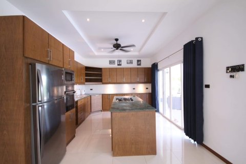 Villa in Hua Hin, Thailand 3 Schlafzimmer № 221873 - Foto 14
