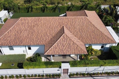Villa in Hua Hin, Thailand 3 Schlafzimmer № 221873 - Foto 6