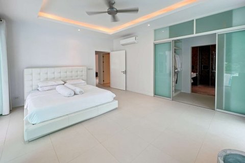 Villa in Hua Hin, Thailand 4 Schlafzimmer № 221870 - Foto 14