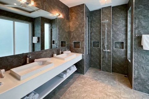 Villa in Hua Hin, Thailand 4 Schlafzimmer № 221870 - Foto 18