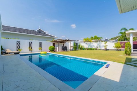 Villa in Hua Hin, Thailand 3 Schlafzimmer № 221874 - Foto 2