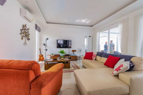 Villa in Hua Hin, Thailand 3 Schlafzimmer № 221874 - Foto 7