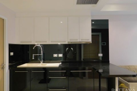 Condo in Pattaya, Thailand, 1 bedroom № 204239 - photo 16