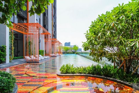 Студия в кондо в Пхракханонге, Бангкок, Таиланд № 140202 - фото 15