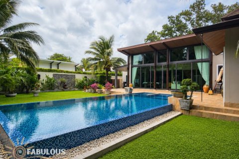 Villa in Bang Tao, Thailand 3 bedrooms № 179196 - photo 13