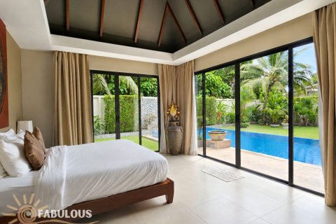 Villa in Bang Tao, Thailand 3 bedrooms № 179196 - photo 5