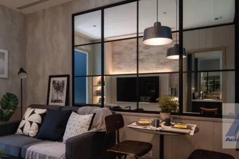 Condo in Huai Khwang, Bangkok, Thailand, 1 bedroom  № 219171