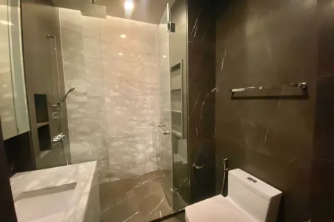 Condo à Watthana, Bangkok, Thaïlande, 2 chambres  № 170967 - photo 15