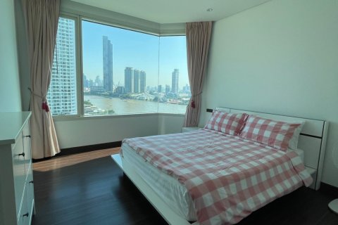 Кондоминиум с 3 спальнями в Кхлонг Сане, Бангкок, Таиланд № 170962 - фото 4