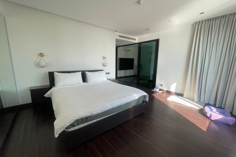 Кондоминиум с 3 спальнями в Кхлонг Сане, Бангкок, Таиланд № 170962 - фото 10