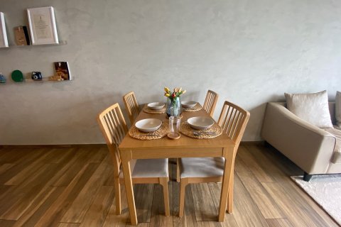 Condo à Watthana, Bangkok, Thaïlande, 2 chambres  № 170965 - photo 11