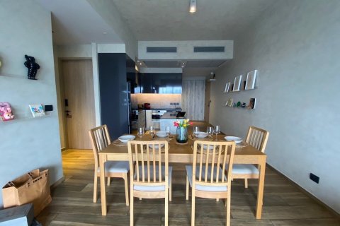 Condo à Watthana, Bangkok, Thaïlande, 2 chambres  № 170965 - photo 9