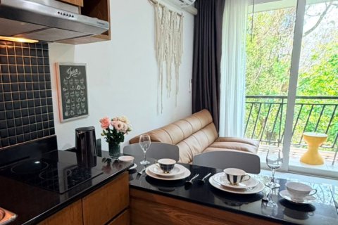 Apartamento de 2 habitaciones en Pattaya, Tailandia № 205772