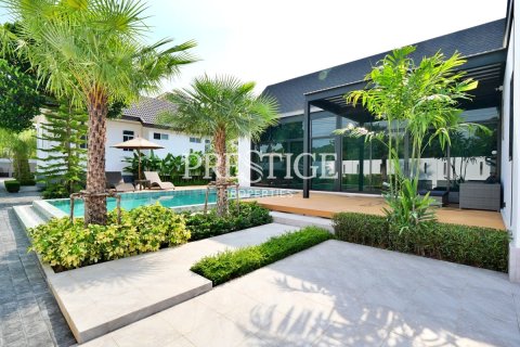 บ้านในพัทยา, ประเทศไทย 6 ห้องนอน № 198489 - รูปถ่าย 2