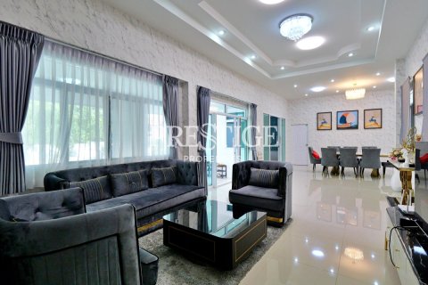 บ้านในพัทยา, ประเทศไทย 6 ห้องนอน № 198489 - รูปถ่าย 15
