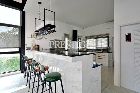บ้านในพัทยา, ประเทศไทย 6 ห้องนอน № 198489 - รูปถ่าย 7