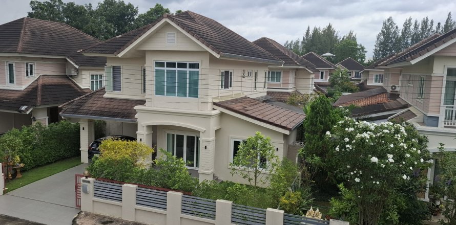 House in San Sai, Thailand 3 bedrooms № 158540