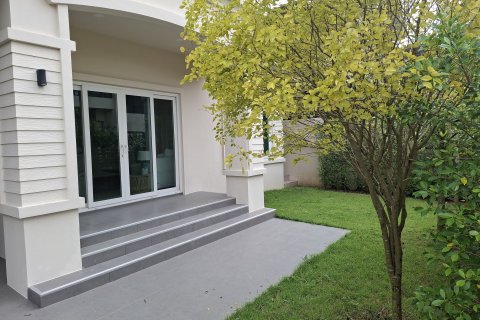 House in San Sai, Thailand 3 bedrooms № 158540 - photo 13