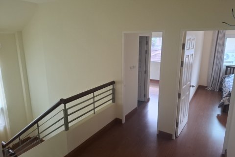 House in San Sai, Thailand 3 bedrooms № 158540 - photo 7