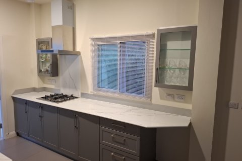 House in San Sai, Thailand 3 bedrooms № 158540 - photo 8