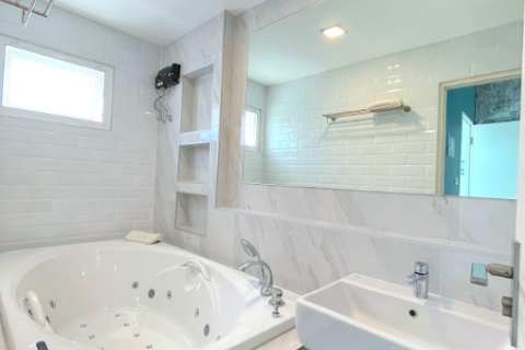 Maison à Samut Prakan, Thaïlande 3 chambres № 158544 - photo 10