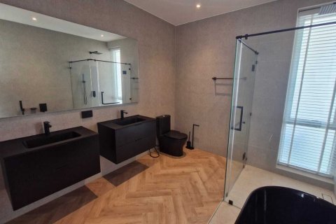 Дом в Ханг Донге, Таиланд с 5 спальнями № 161842 - фото 10