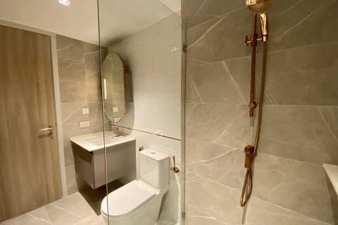 Studio dans le Condo à Watthana, Bangkok, Thaïlande  № 161845 - photo 6