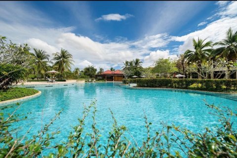 Villa in Phuket, Thailand 3 bedrooms № 161844 - photo 12