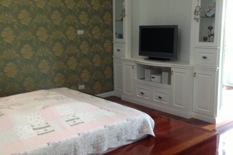 Villa in Pattaya, Thailand 6 bedrooms № 161840 - photo 6